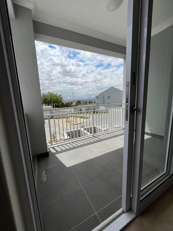To Let 3 Bedroom Property for Rent in Pinehurst Western Cape